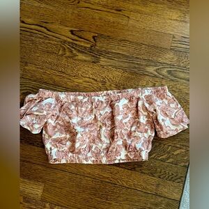 ABERCROMBIE & FITCH Off Shoulder Top  Size Medium
